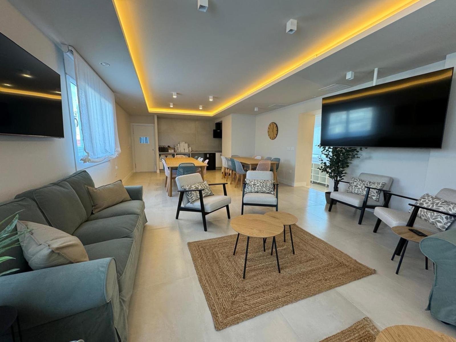 Zahira Homes *